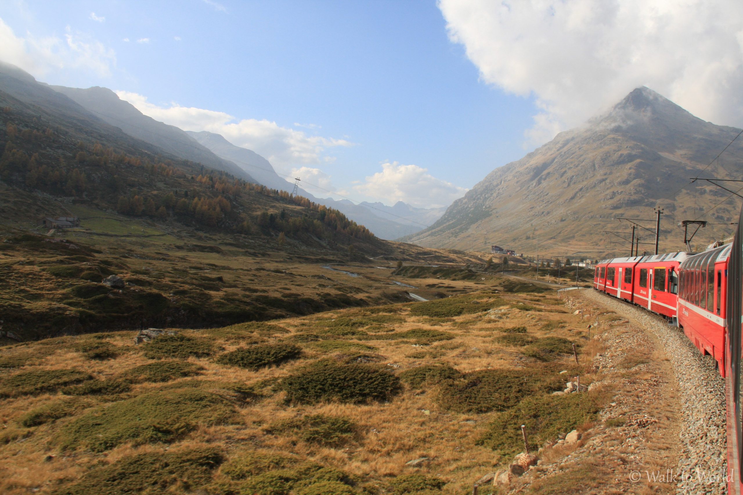 Bernina Express in viaggio da Tirano a Sankt Moritz
