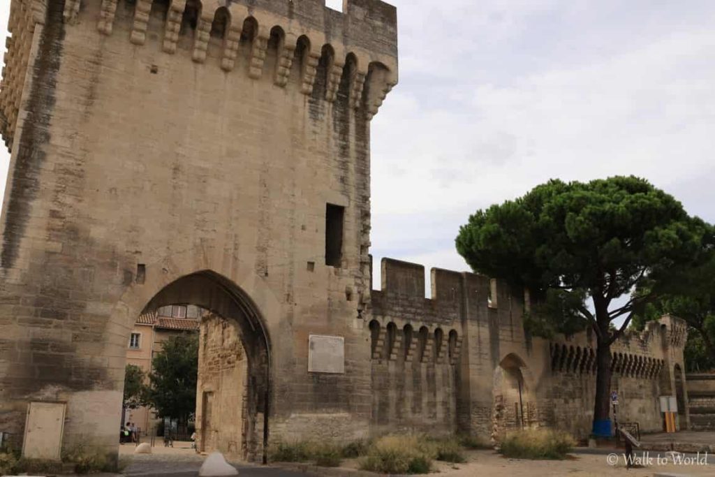 Avignone mura cittadine