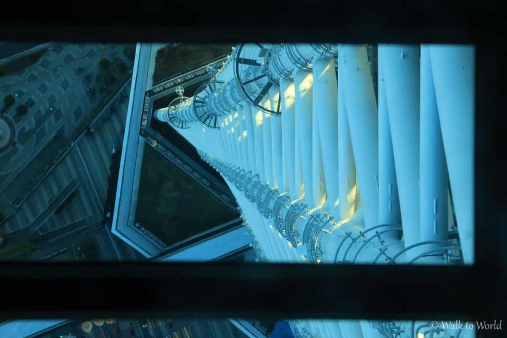Tokyo Skytree glass floor