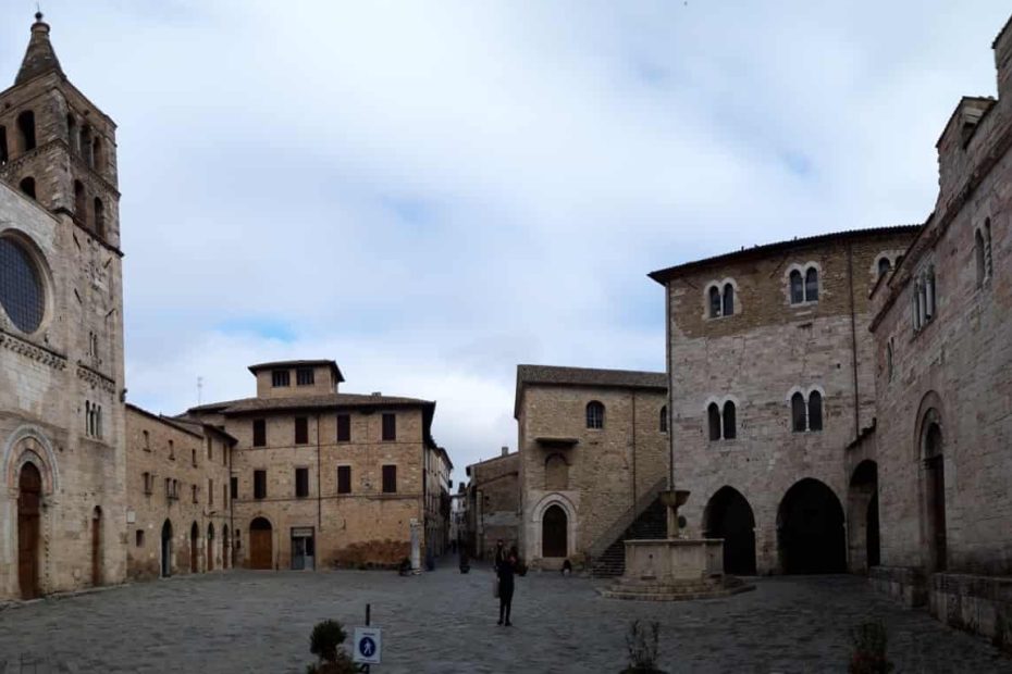 Bevagna cosa vedere in un giorno