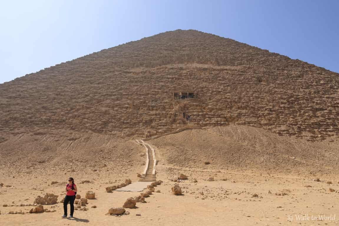 Dahshur: come visitare la Piramide Rossa di Snefru