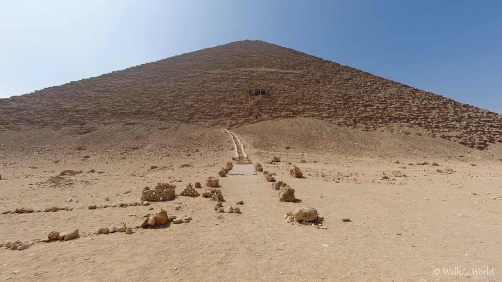 Dahshur come visitare la Piramide Rossa di Snefru