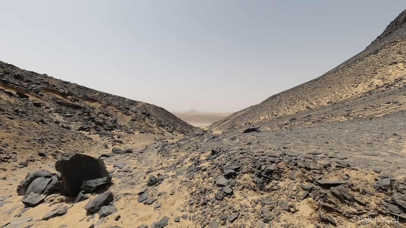 Deserto Nero in Egitto: come visitarlo e cosa vedere