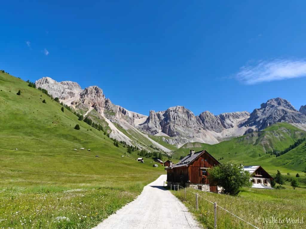 Sentiero al Rifugio Fuciade